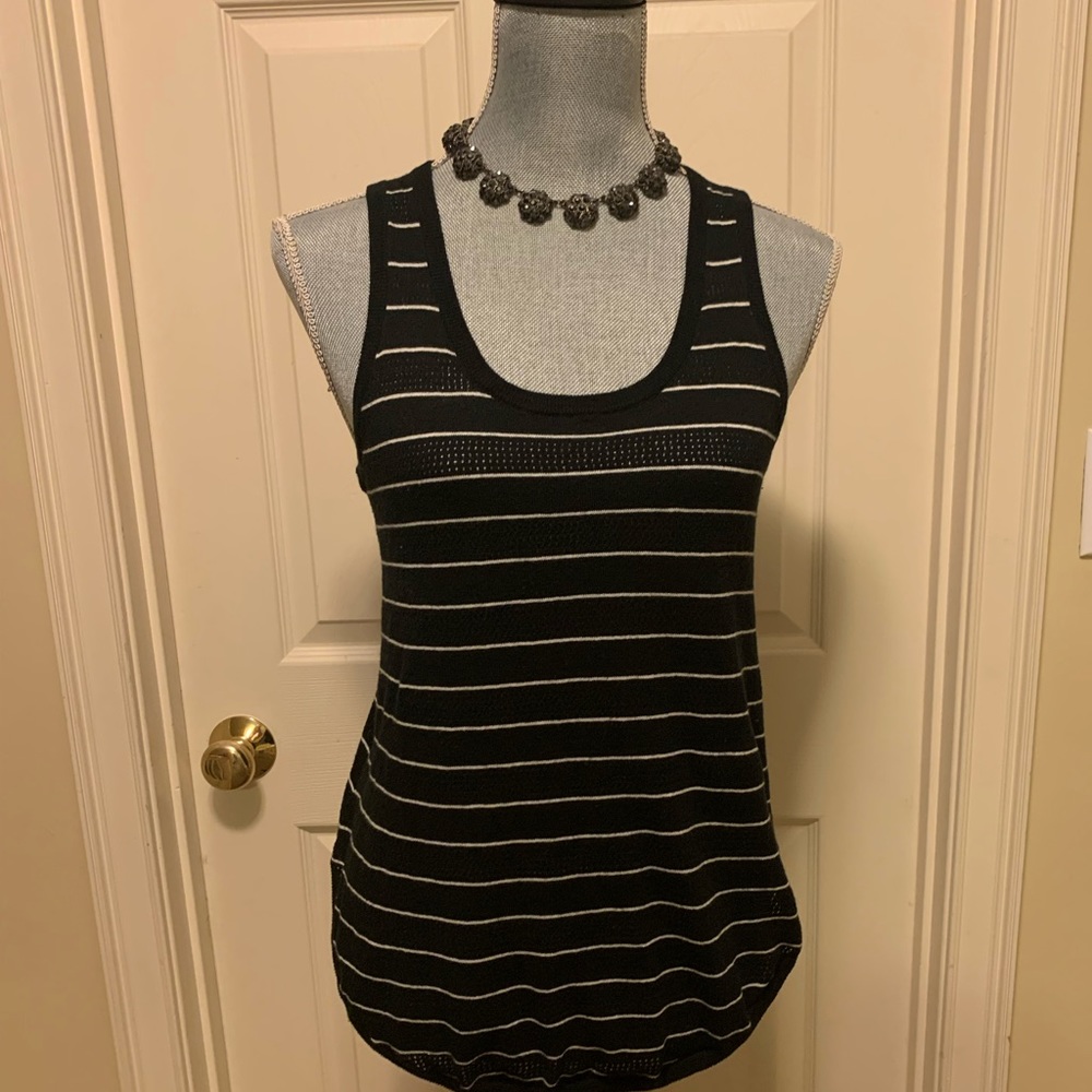 Athleta black and white striped knit sleeveless top M